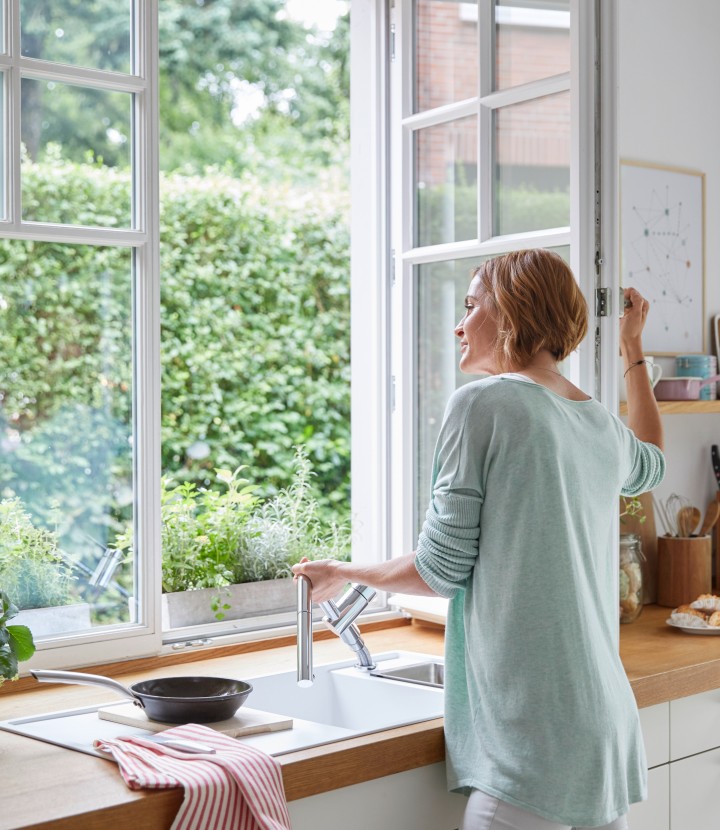 Keo dán bồn rửa chén và những thông tin quan trọng cần biết
